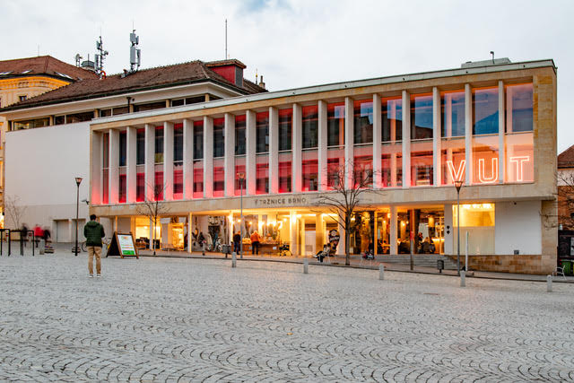 Centrum VUT, Tržnice